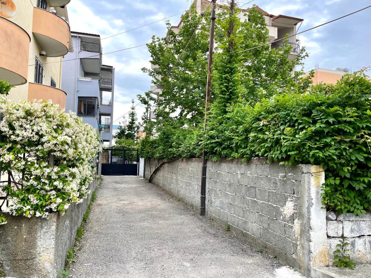 Lumturi Resident Lejlighed Durrës Eksteriør billede